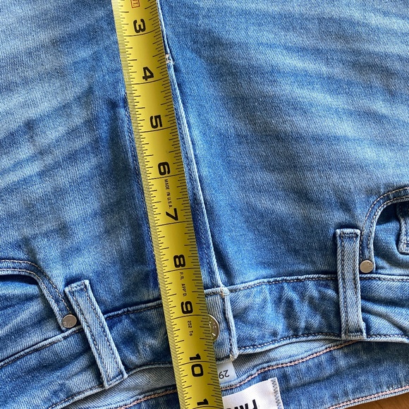 PAIGE Genevieve Flare Jeans in Folk (Size 29 Tall) - Picture 6 of 11